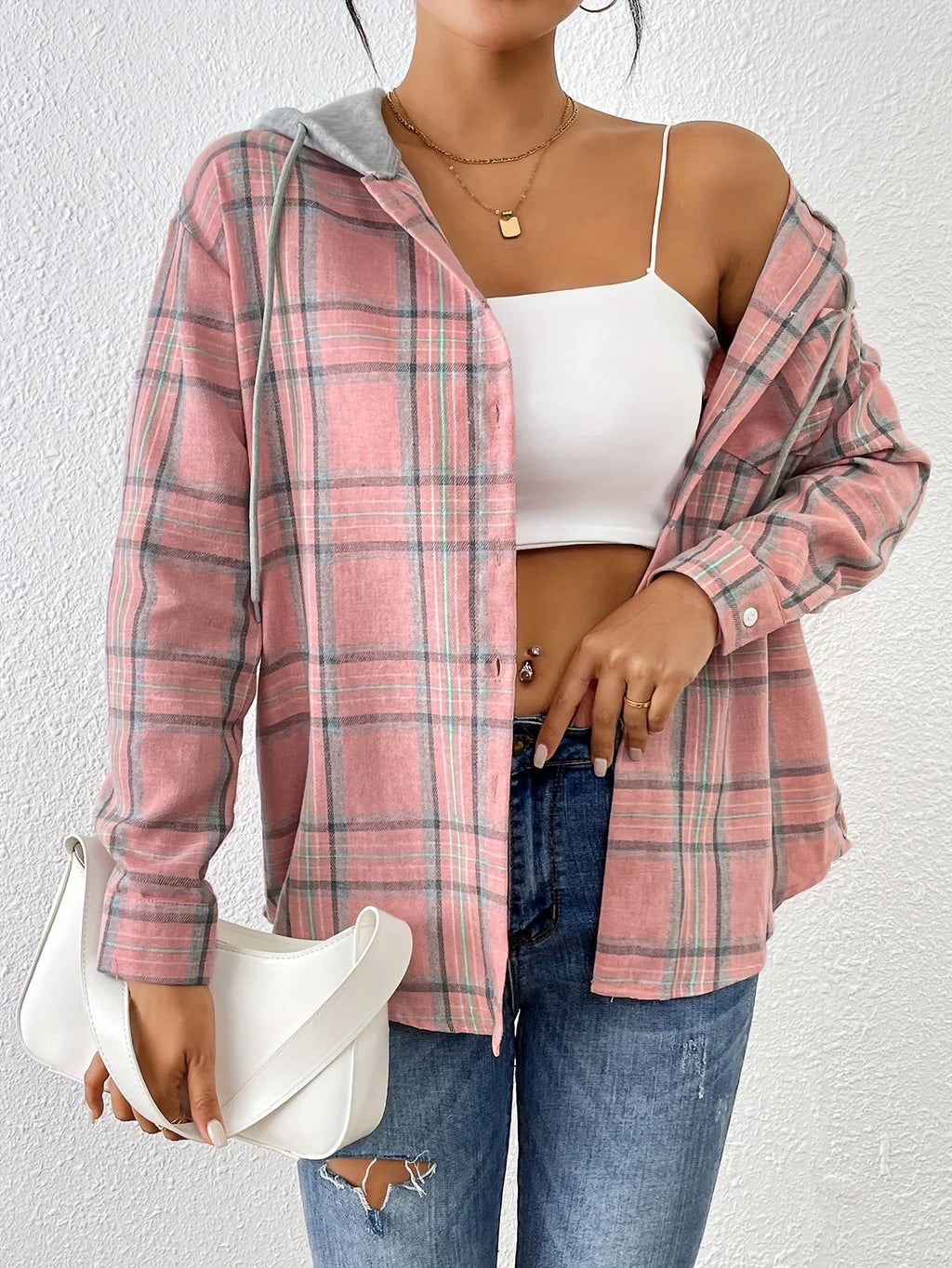 Classic Plaid, Modern Style 
A must-have long sleeve blouse that blends comfort, elegance, and everyday fashion.