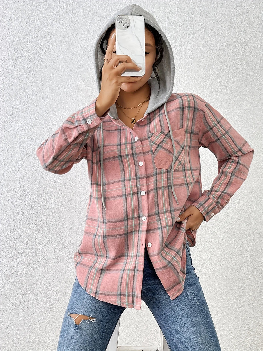 Classic Plaid, Modern Style 
A must-have long sleeve blouse that blends comfort, elegance, and everyday fashion.