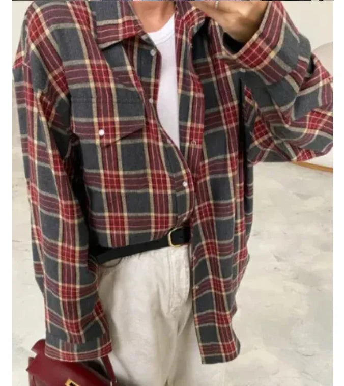 New Vintage Women Oversized Long Sleeve Plaid Shirt Blouse Tops Autumn Winter Button Down Loose Lapel Pocket Shirt